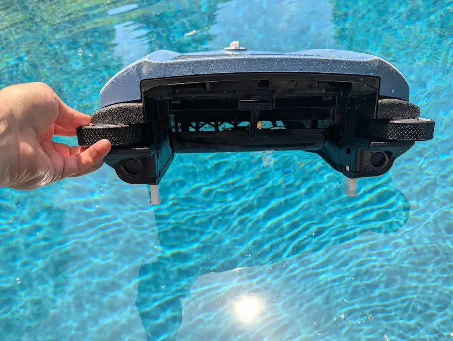 Betta Flex with anti-tangle mechanism and anti-stranding bars
